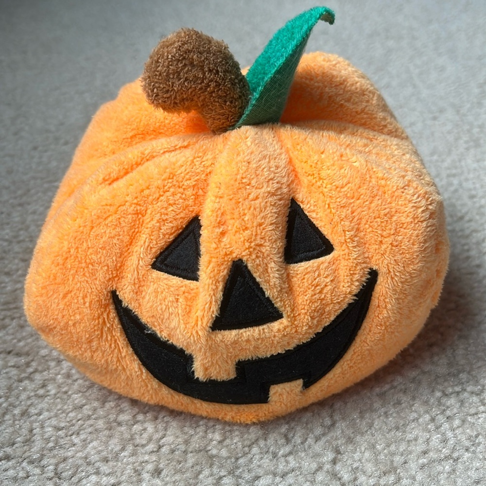 Vintage 2004 Ty Pluffies Plumpkin the Halloween Pumpkin Beanie Babies
